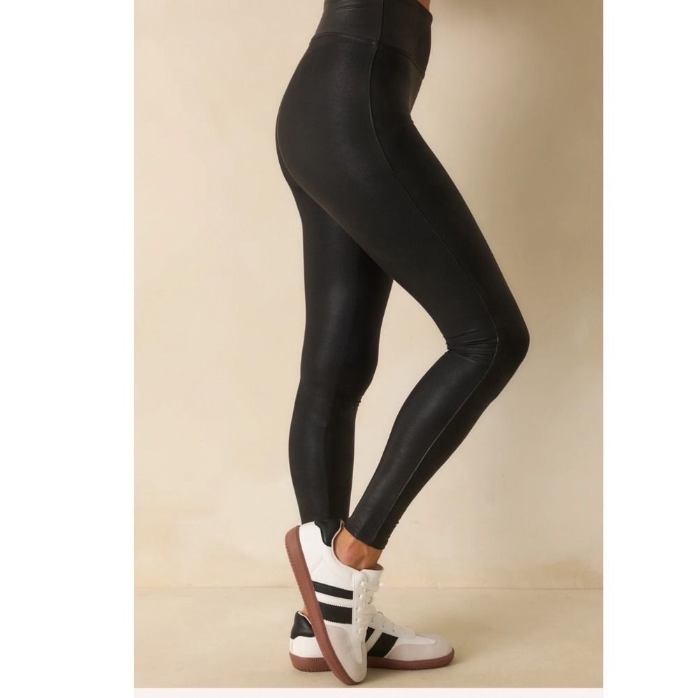Spanx  Black Faux Leather Leggings High Waisted SLG01 Stretch Pants Womens